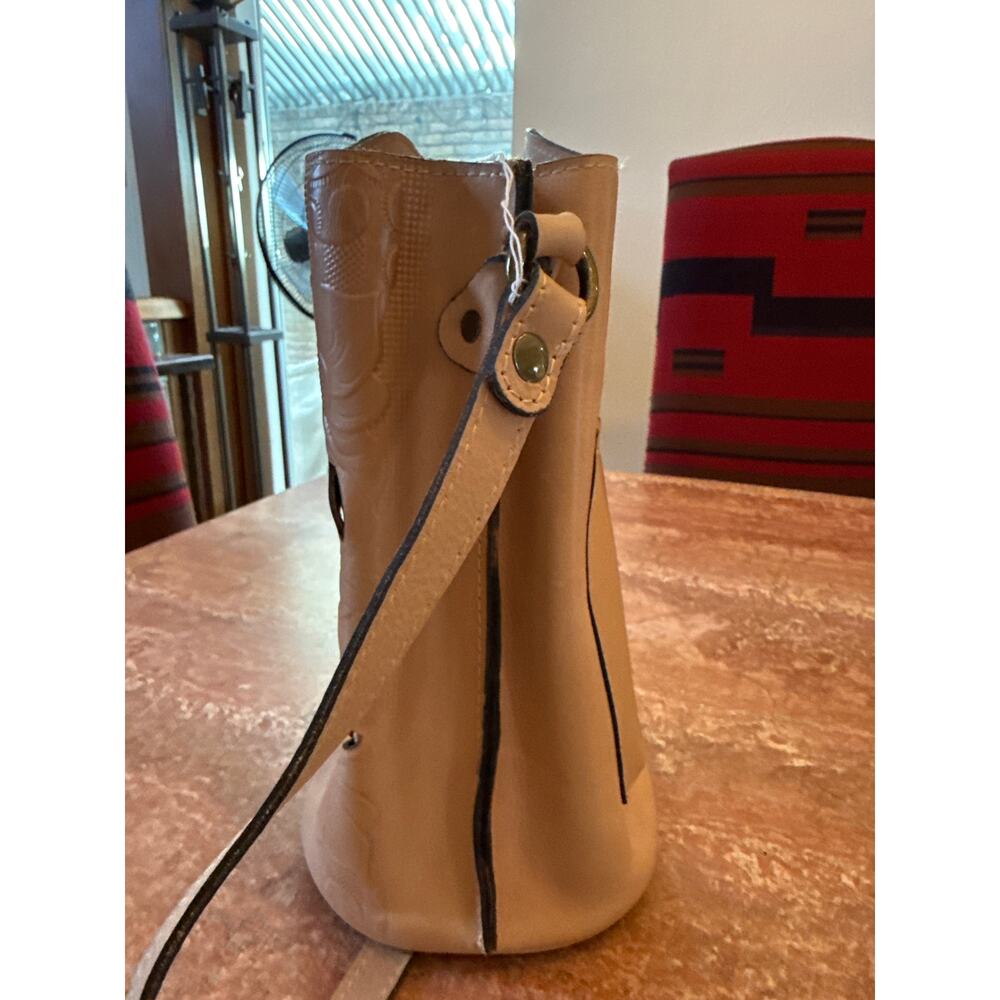 Patricia Nash Tan Floral Tooled Leather Crossbody Bag - Picture 10 of 10